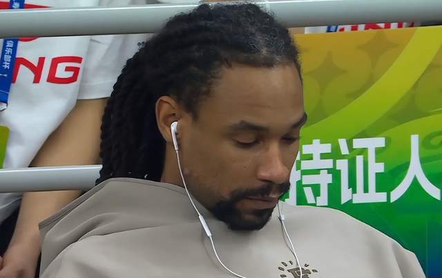 九游官网主页-要更换外援吗？杜锋给出答案，广东在等一个人，萨林杰疑似被裁了